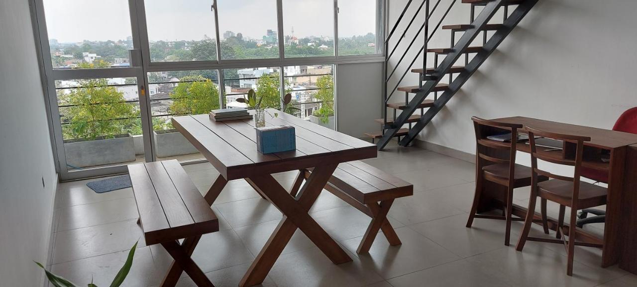 Jays Guest - Rajagiriya Colombo Hotell Exteriör bild