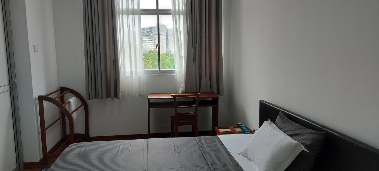 Jays Guest - Rajagiriya Colombo Hotell Exteriör bild