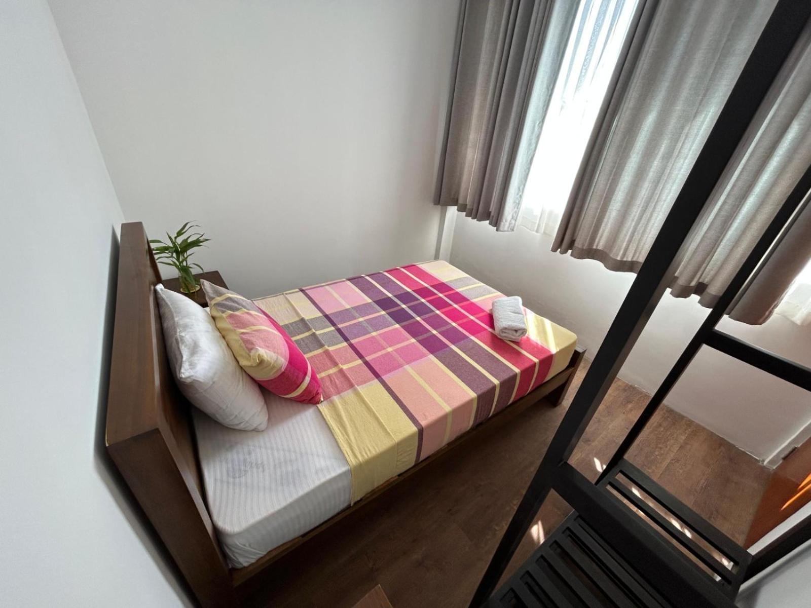 Jays Guest - Rajagiriya Colombo Hotell Rum bild